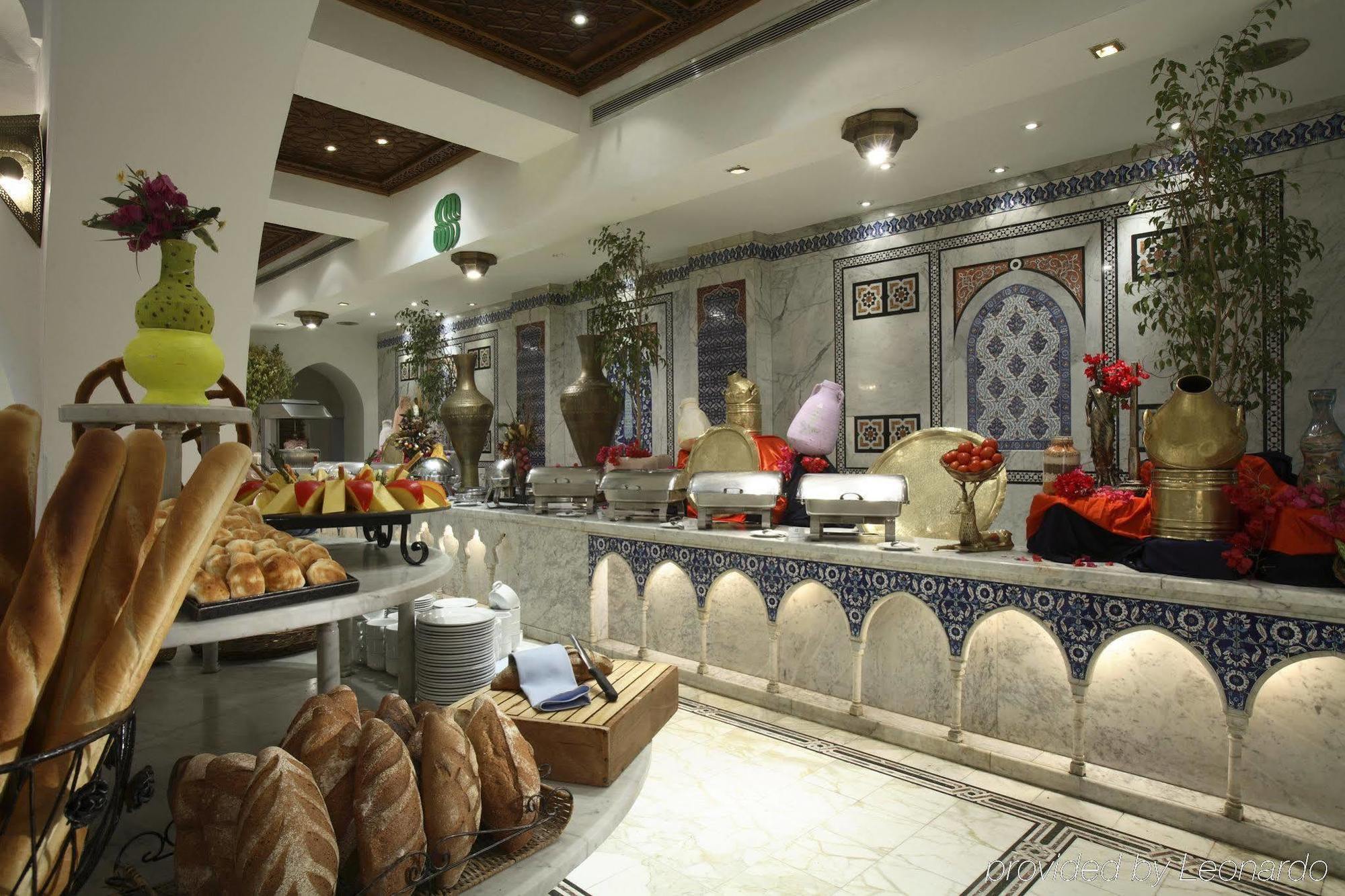 Royal Holiday Beach Resort & Casino Sharm el-Sheikh Restaurant photo